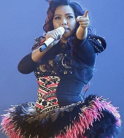 <em>张惠妹</em>变胖秀象腿 揭娱乐圈女星真实身高体重