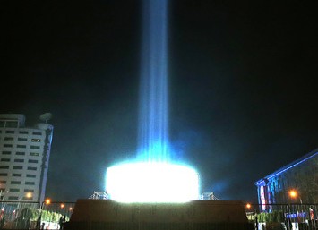 解读驾照新规 闯红灯记6分 越线后停车也记2分