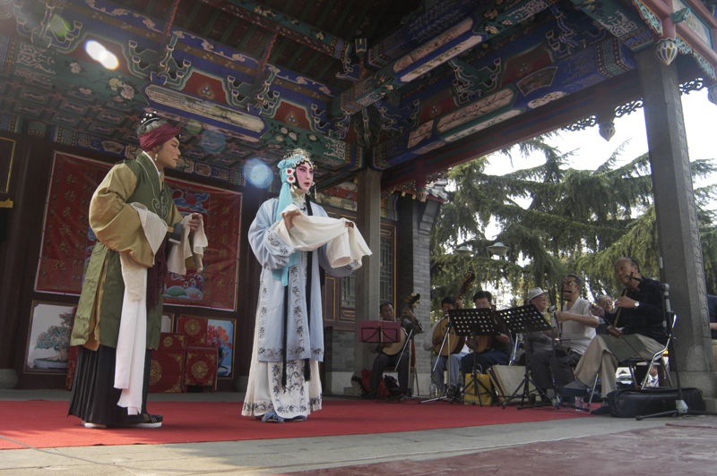 戏迷一日--台上见真功