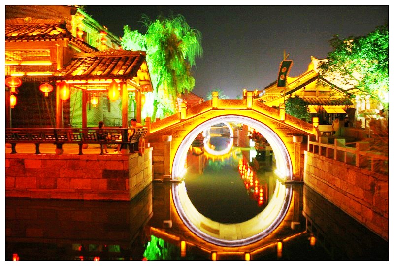 枣庄台儿庄古城夜色