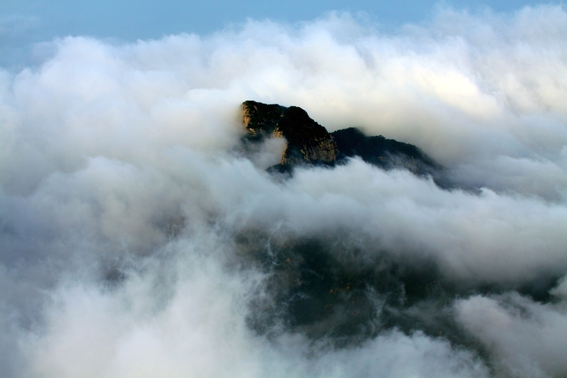 云涌岱顶