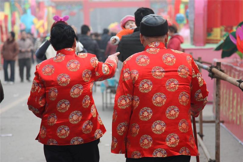 老爷太太看灯展