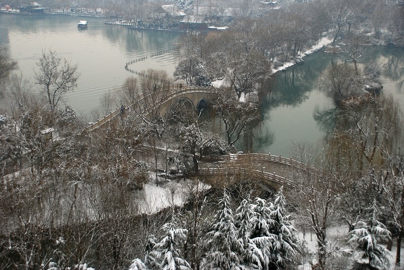 瞰拍明湖雪景（3）