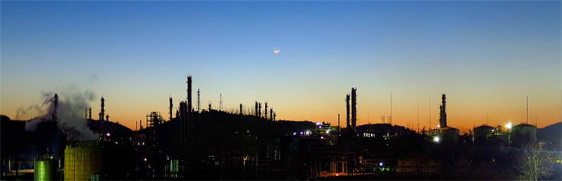 厂区夜色
