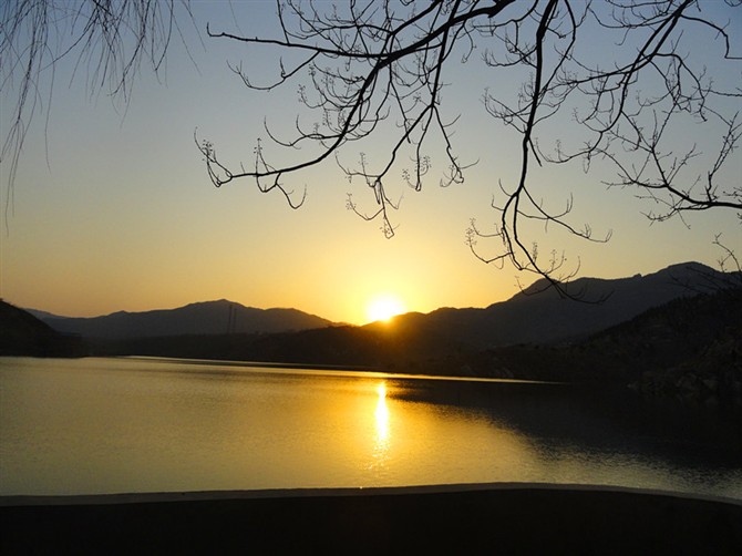 黄巢水库的旁晚