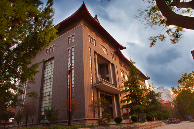 山东大学
