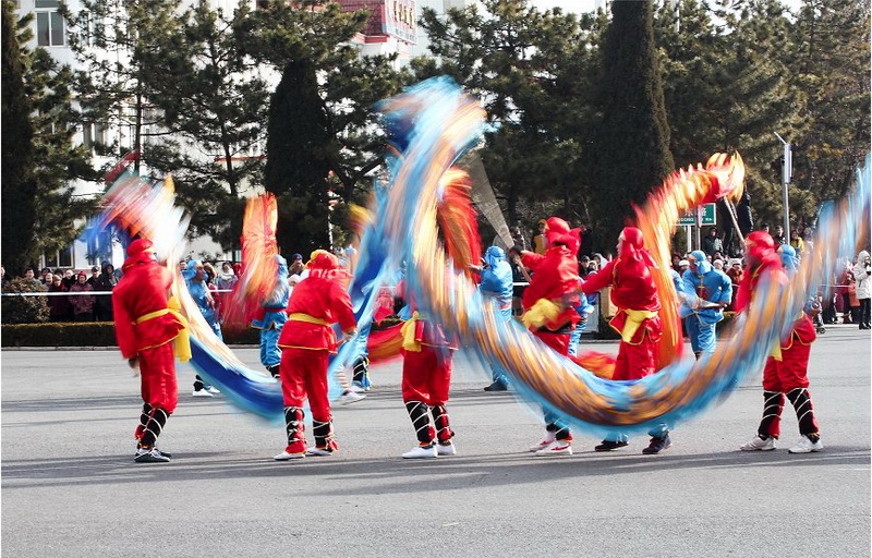 正月里来闹新春