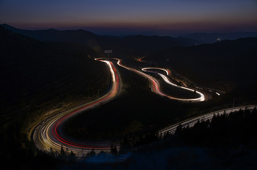 云门日出。云门早晨。创作。中国龙。