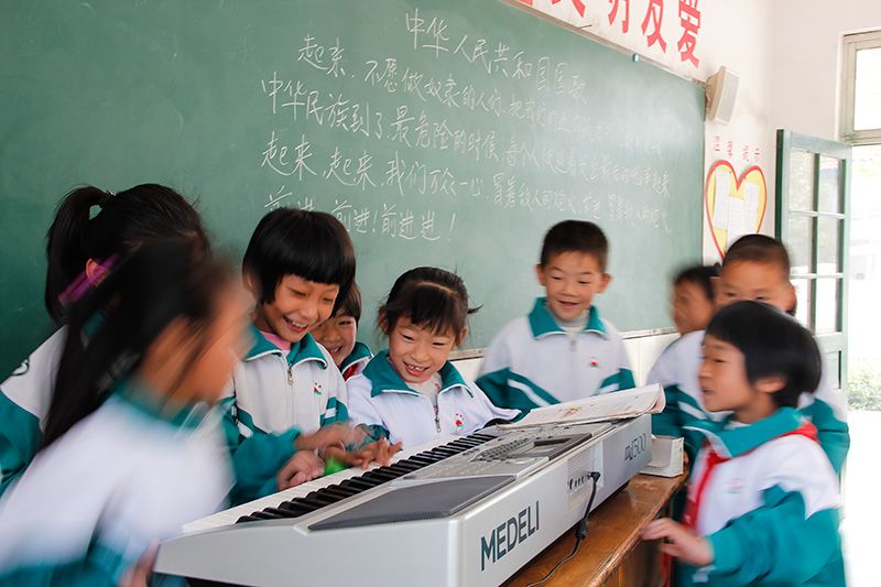 八路军希望小学的孩子们之五