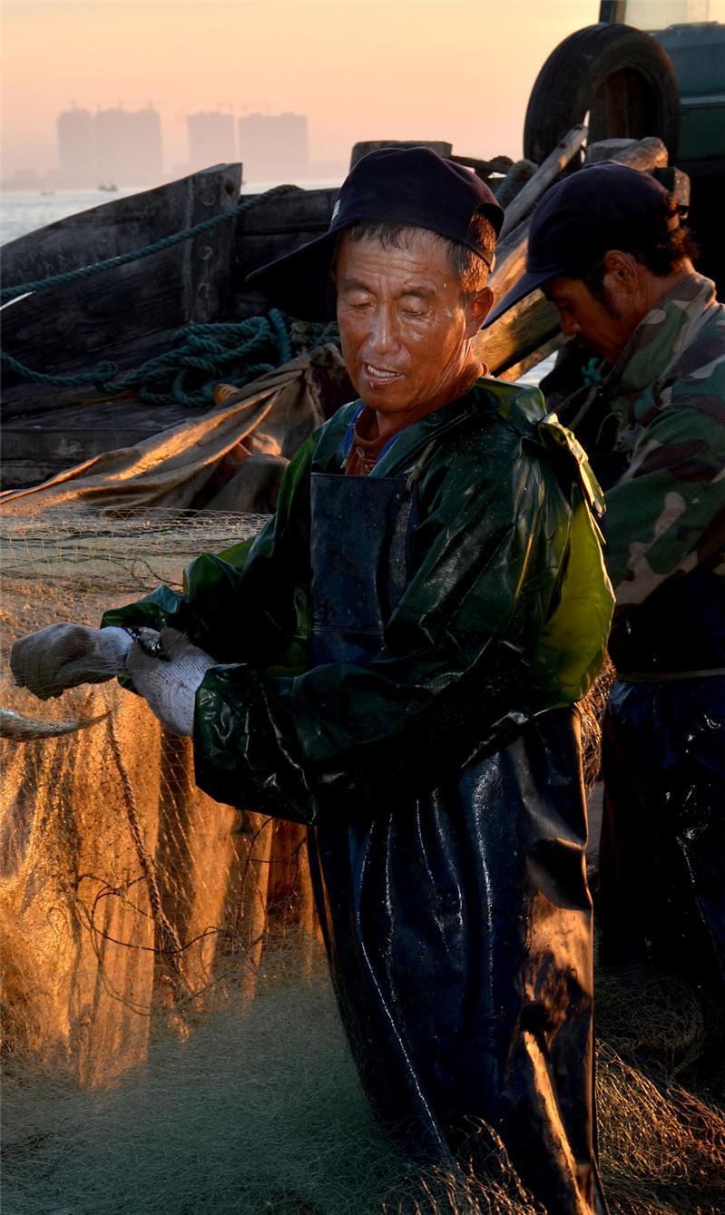 渔民晨作