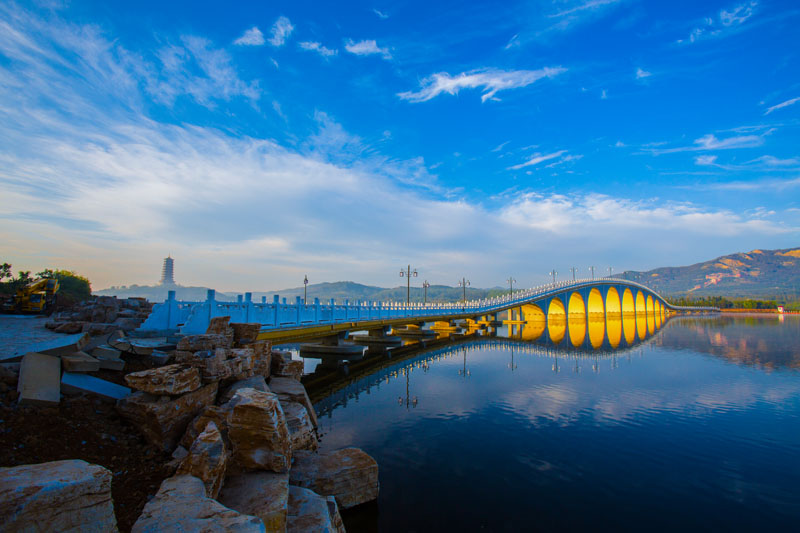 美丽龙湖玉带桥