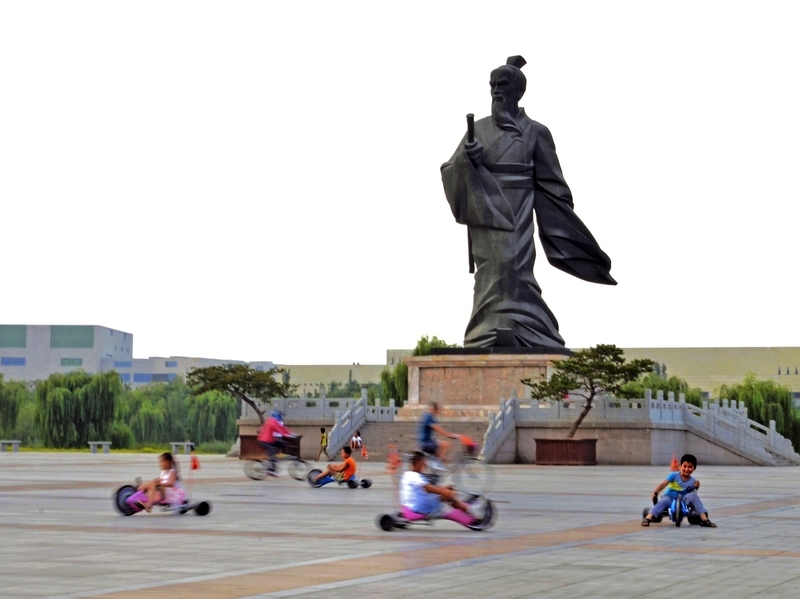 快乐的夏日傍晚