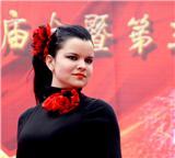 明湖洋庙会洋人表演