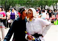 民间老年扮玩----老两口