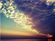 日出海花红胜火