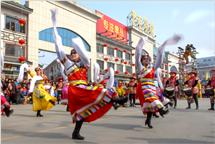 欢天喜地过大年