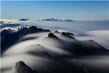 云山雾绕