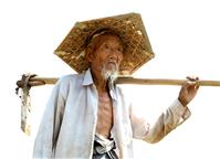 《黄河口老人牛斐章的105岁寿辰》之二十