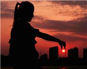 女娲拯救夕阳
