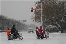 下雪天_崔兆荣摄
