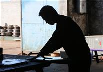 退伍不褪色，坚守平凡岗位三十载