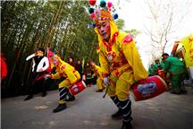 翠竹报春  秧歌祈福