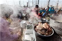 热腾腾的猪肉汤