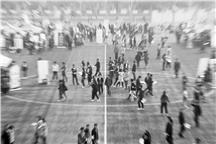 《直面校园招聘会》