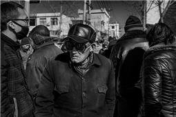 迎面而来，大集众生相