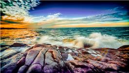 蔚蓝的海面丝涛茫茫