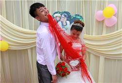 叼起新娘盖头来