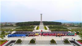 清明祭扫烈士墓