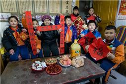 关爱空巢老人送温暖