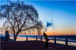 黄河寒流之泼水成冰