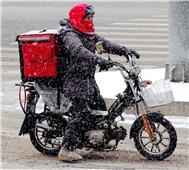 风雪送餐路
