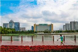 五洲湖畔