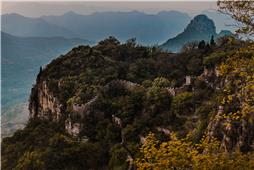 《齐长城---雄关漫道劈山关》