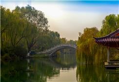 《小桥流水》