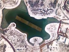 湖园雪景美如画