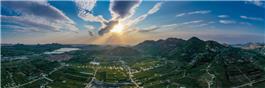 云光霞美大泽山