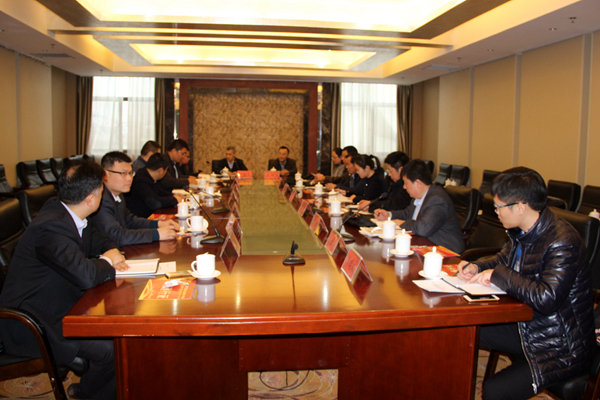 临沂15名群众代表列席旁听市政协十五届一次会议