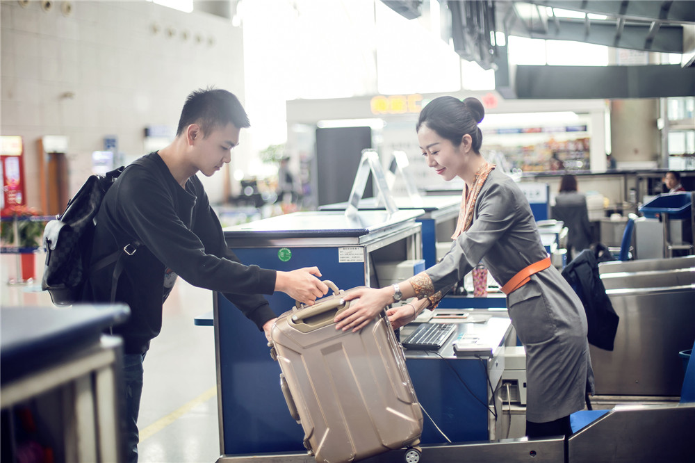 4月21日起青岛地铁最短行车间隔压缩至4分25秒_中国山东网_青岛