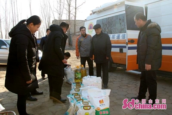 人防办开展清洁卫生进万家 干干净净迎新年