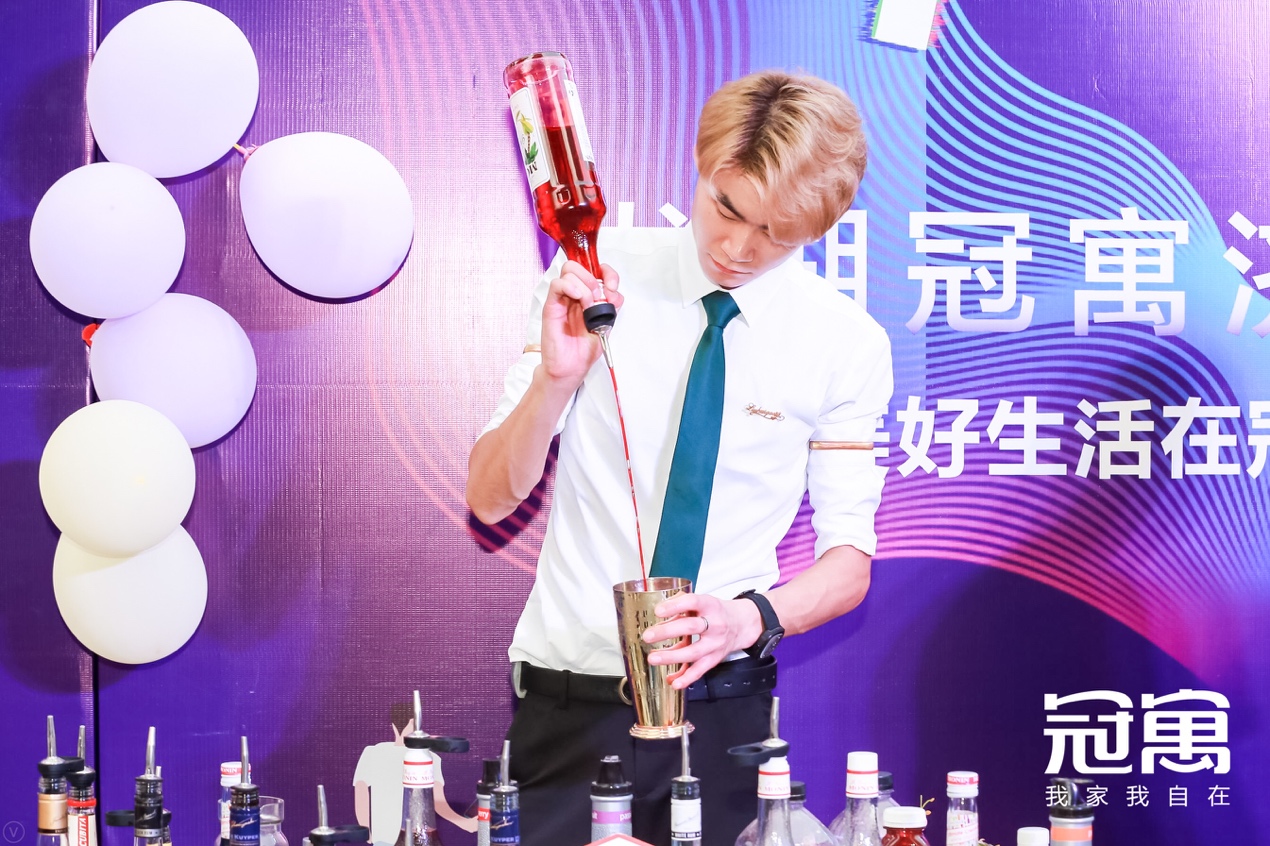 Ԣϣ Ʒ罻ۺ̬Ȫⷿ˳