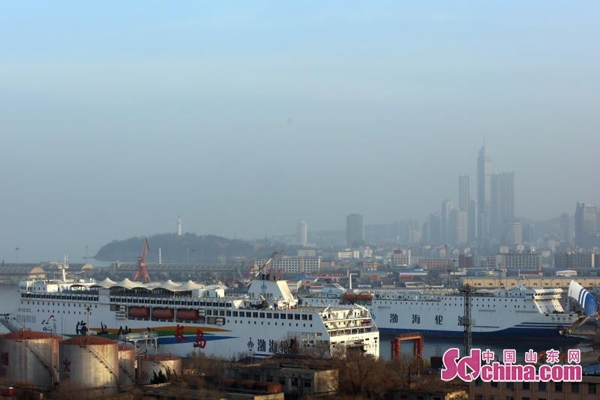 渤海省际客船受大风影响全线停航 预计15日下