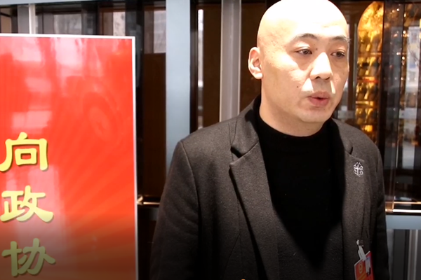 李华：建议持续加强菏泽市实体书店网点建设