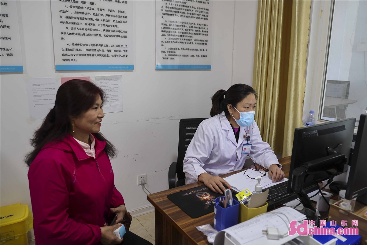　　<br/>In recent years, a central canteen, a health center, a theater, and a service center for the elderly have been established in the village, to improve the happiness of the elderly.<br/>