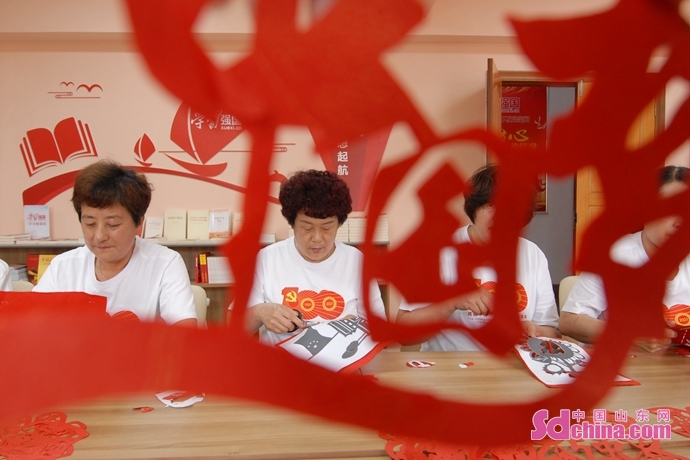 時尚服裝吊牌廠家（服裝吊牌製作廠家）