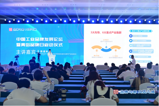 襄陽時尚潮牌服裝（襄陽品牌服裝在什麽街）