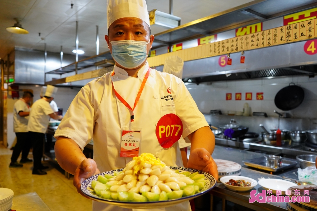 <br/>  <br/>Feast your eyes with these mouthwatering dishes! The 2022 Shandong Cuisine Weishan Lake Food Festival was held recently in Jining, E China&rsquo;s Shandong province. Themed on freshwater produce, a variety of delicacies with strong local characteristics were made and displayed, attracting crowds of visitors.